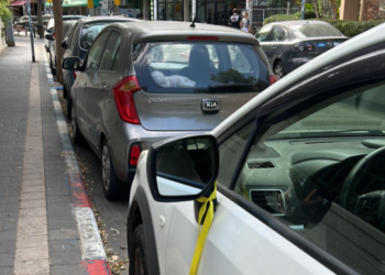 לא רק דאודורנט לחיילים: העורף הישראלי נרתם גם בטרנדים החמים