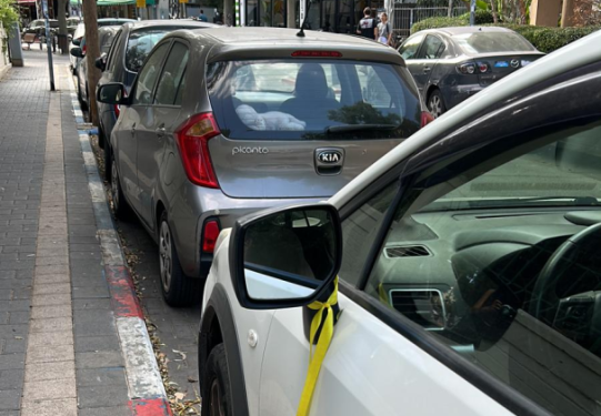 צילום: דורית בן ארי לא רק דאודורנט לחיילים: העורף הישראלי נרתם גם בטרנדים החמים