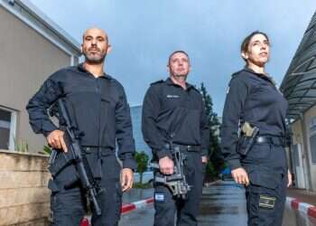 מביטים לרוע בעיניים: אנשי השב"ס מספרים על החיים מול הרוצחים השפלים