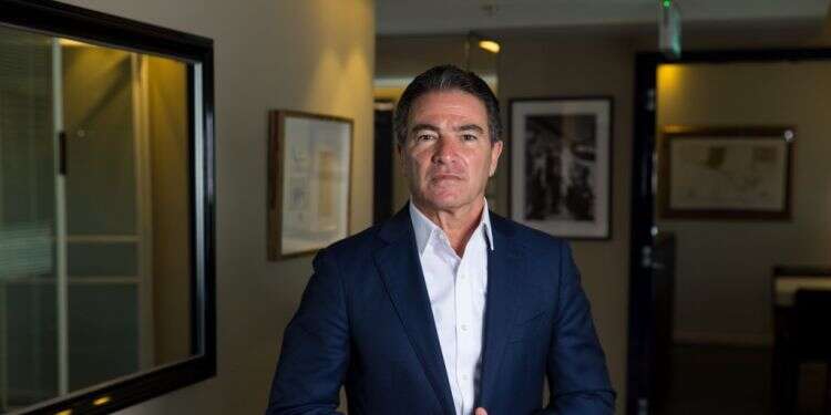 יוסי כהן, השבוע במשרדו. צילום: לירון מולדובן