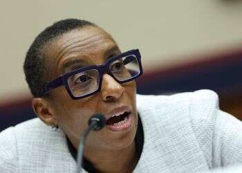 דווקא בנוגע לטבח יהודים, האקדמיה האמריקנית פתאום נזכרה בחופש הביטוי