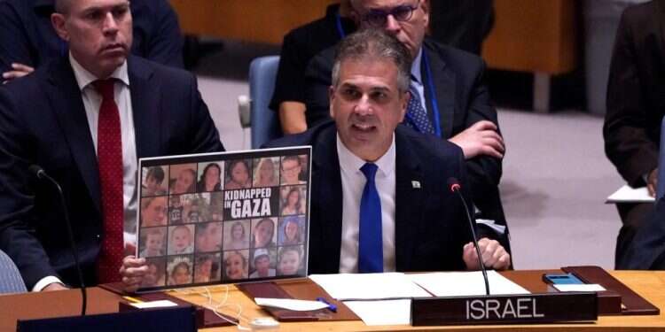 השגריר שלנו בגבול איראן לא מפחד להגיד את האמת