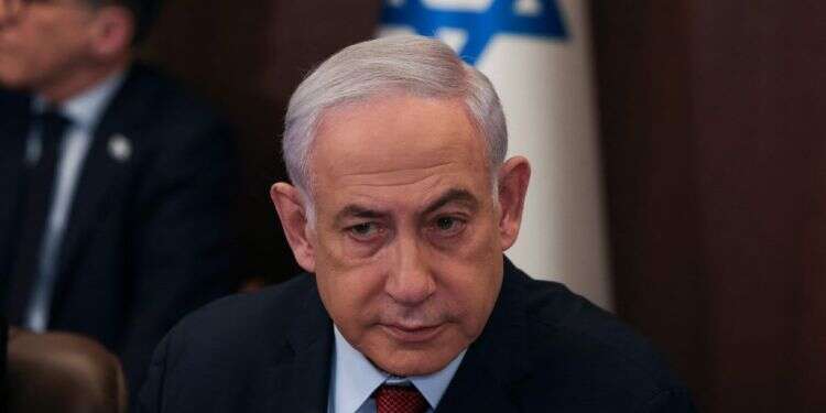 ראש הממשלה נתניהו בישיבת קבינט. צילום: AFP נתניהו: "לא נחזור על אוסלו, עזה לא תהיה חמאסטן"