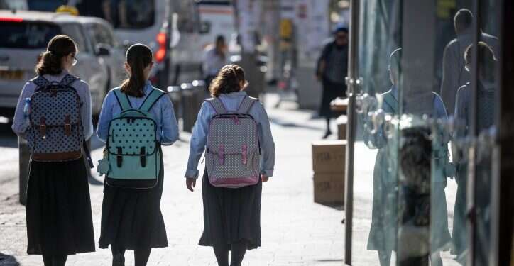 אילוסטרציה. צילום: חיים גולדברג, פלאש 90 אלף סטודנטיות חרדיות ללא מלגות: הוקפא התקצוב לתכנית פר"ח בסמינרים להכשרת מורים