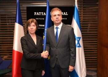 שרת החוץ של צרפת ביקרה בישראל: "לעשות הכל למנוע הסלמה מול לבנון"