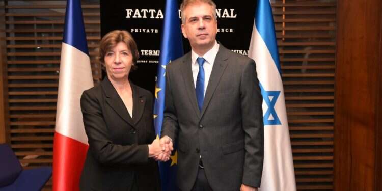 שרת החוץ של צרפת ביקרה בישראל: "לעשות הכל למנוע הסלמה מול לבנון"