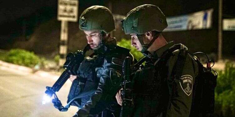 לוחמי מג לוחמי מג"ב בזירת הפיגוע