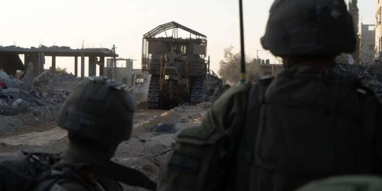 לוחמי צה 11 לוחמי צה"ל נפצעו מאש חיזבאללה, חילופי אש בצפון