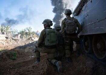 כוחות אוגדה 98 בחאן יונס. צילום: דובר צה כוחות צה"ל מאוגדה 98 בחאן יונס