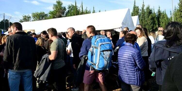 מתגייסי נובמבר-דצמבר. צילום: יוסי זליגר גיוס ראשון במלחמה: "אם לא נלך לקרבי, מי יעשה את זה?"