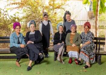 מורות באולפנת אמית בארי בשדרות. צילום: נעמה שטרן תלמידי שדרות התפזרו, אבל המורים לא עזבו אותם: "תחושת האחריות בלתי נמנעת"