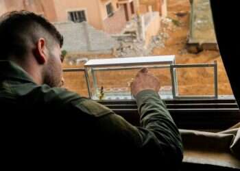 סיור בתוככי שג'אעיה: "אין בית שאין בו או נשק או מחבלים"