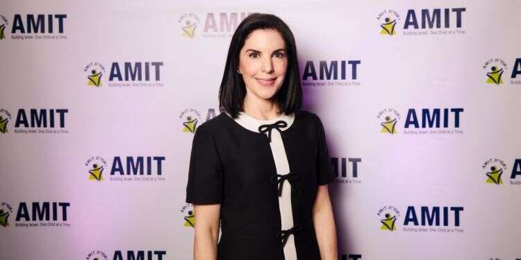 שרי ספרא, נשיאת אמית העולמית. צילום: Abbie Sophia