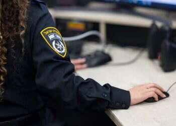 מרכז השליטה (משל"ט) במחוז דרום. צילום: לירון מולדובן