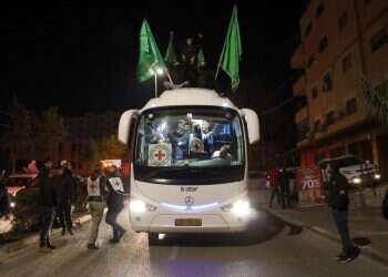 מחבלי חמאס הצלב האדום