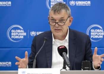 יוזמה: תביעה נגד ראש אונר"א בבית הדין בהאג