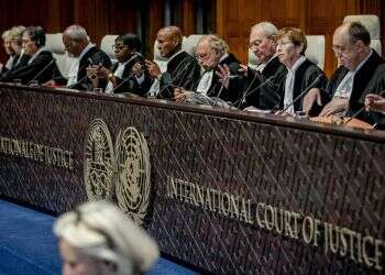 צוות השופטים בבית המשפט בהאג