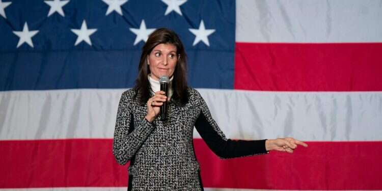 שגרירת ארה"ב באו"ם לשעבר ניקי היילי באירוע קמפיין בדרום קרוליינה