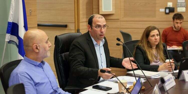 ח ח"כ שמחה רוטמן בדיון בוועדת החוקה