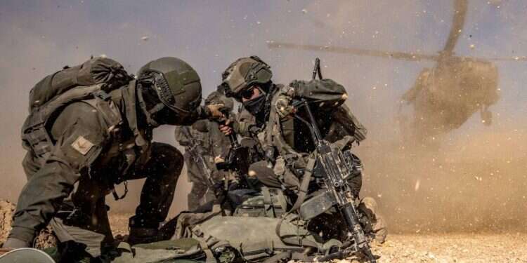 "גם אם חצי מההרוגים הם מדו"צ, זה לא אומר שהקרב לא היה מוצלח". לחימה בעזה. צילום: דו"צ