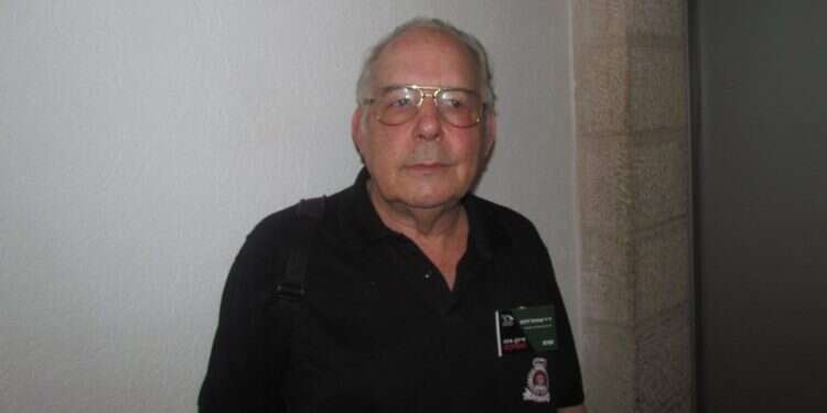 ד עמנואל לוטם