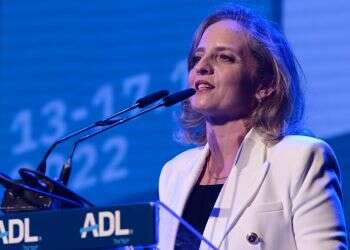 קרול נוריאל