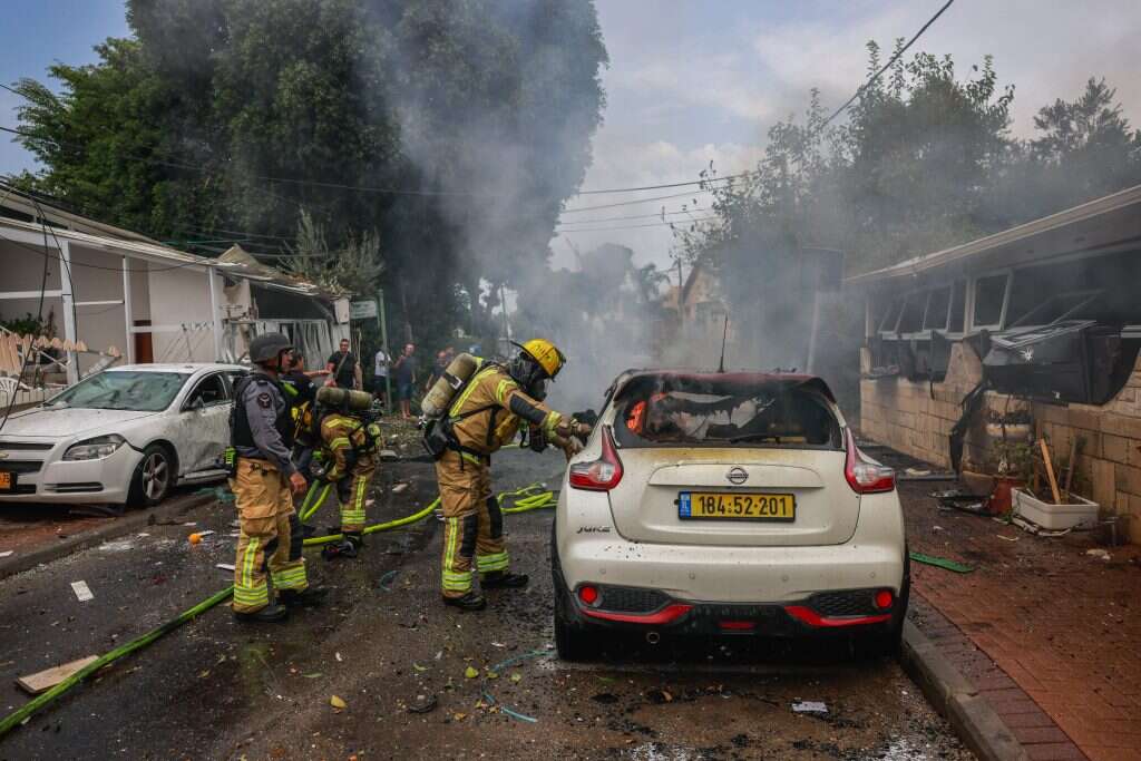 מפחיד יותר מאשר בתוך עזה. ירי רקטי באשקלון בשבועות הראשונים למלחמה. צילום: חיים גולדברג, פלאש 90