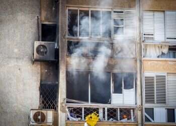 פגיעה ישירה באשקלון, אוקטובר 2023. צילום: אדי ישראל, פלאש 90