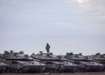 טנקים של צה טנקים בגבול רצועת עזה