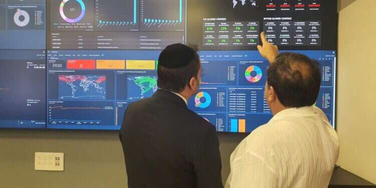 "מערכת הבריאות עוברת מתקפות סייבר באופן יומיומי, בולמים כמעט את כולן"