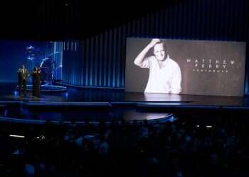 טקס פרסי האמי: צפוי ונדוש – עד שהנוסטלגיה הביאה את הדמעות