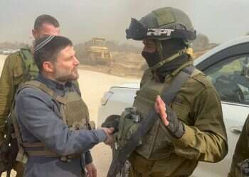 סמוטריץ' עם כוחות צה"ל בעזה