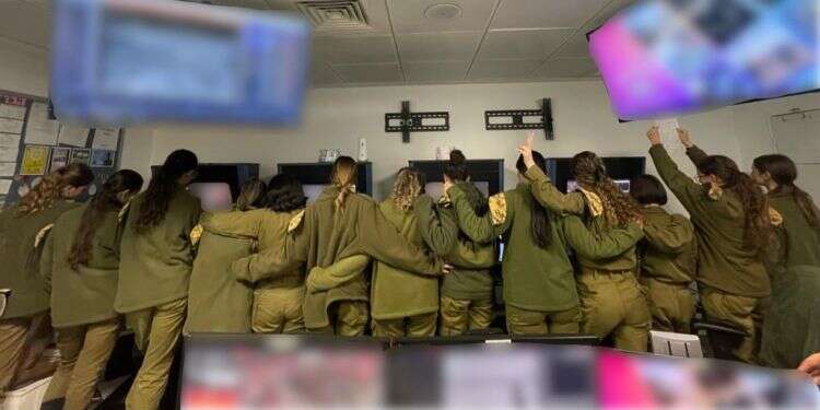 חיילות חמ״ל התצפיתניות בבנימין