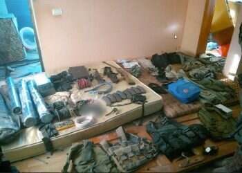 נשק טעון מתחת למיטת ילדים: זה מה שמצאו לוחמים בחאן יונס