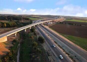 הקטע המאוים במסילת הרכבת מנתיבות לאשקלון. צילום: אלברטוס