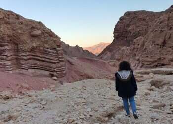 עמודי עמרם בהרי אילת. צילום: צ'ק אין אאוט