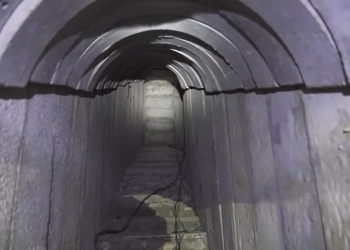 רחוקים מפריצת דרך: ישראל משחקת פוקר מול נסראללה