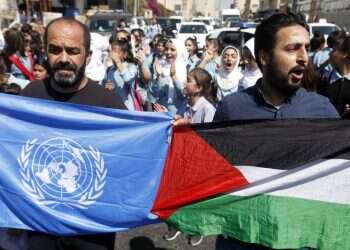 בישראל כבר מבינים שאונר"א היא הבעיה – בעולם לא