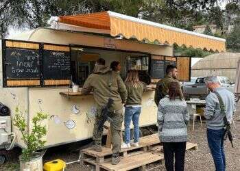 מאפה טוב בנוף פסטורלי: חמש עגלות קפה כשרות מומלצות ברחבי הארץ