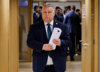 אורבן בצרות: המשבר הפוליטי של ראש הממשלה הימני של הונגריה