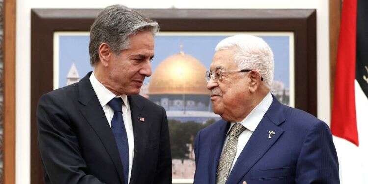 מזכיר המדינה האמריקני אנתוני בלינקן וראש הרשות הפלסטינית אבו-מאזן נפגשים ברמאללה, בשבוע שעבר