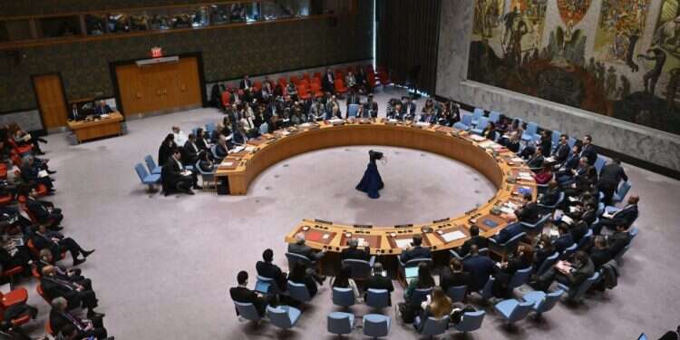 מועצת הביטחון של האו סינואר? מתברר שזה בכלל סמוטריץ' שמחזיק את החטופים