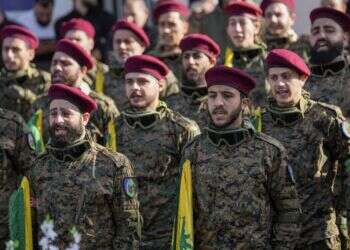 מאומנים ומצוידים יותר מחמאס. לוחמי חיזבאללה. צילום: איי.פי