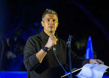 "אם נכשלים – מתקנים": יועז הנדל במפגן כוח לקראת חזרה לפוליטיקה