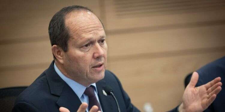 אין לו סמכות. ברקת. צילום: יונתן זינדל, פלאש 90 אין לו סמכות. ברקת. צילום: יונתן זינדל, פלאש 90