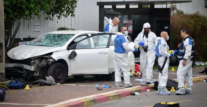 כתב אישום נגד מבצעי הפיגוע ברעננה: תכננו לרצוח קצין צה"ל ורצחו אישה