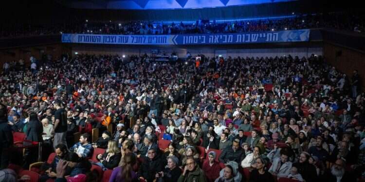 כנס ההתיישבות. צילום: חיים גולדברג / פלאש 90 ספירלת השתיקה: לאנשי ימין אסור לעשות את מה שלשמאל מותר