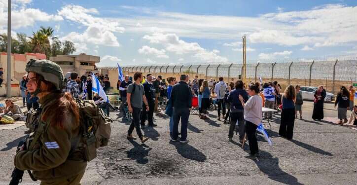 חסימת מעבר ניצנה