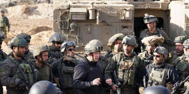 גלנט ללוחמים בחאן יונס: "נגיע גם לרפיח"