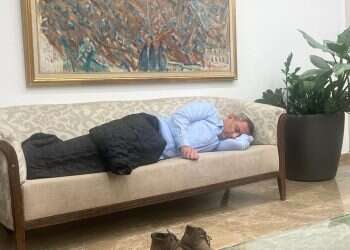 לילה על הספות בלשכת רה"מ: ראשי הרשויות נגד תוכנית החזרה לעוטף